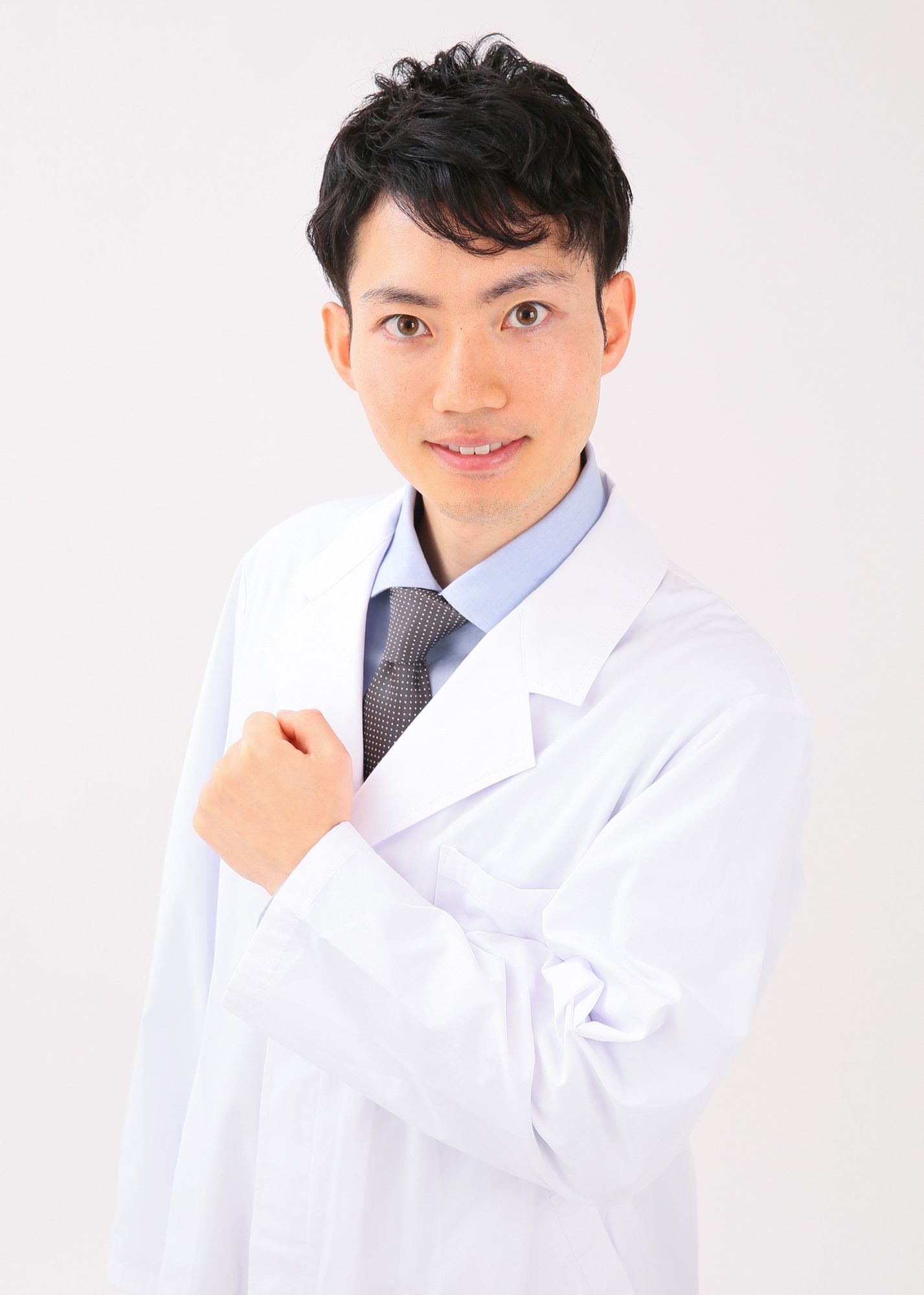 代表 中井 健人